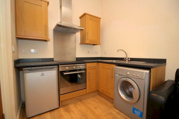 2 Bedroom Apartment To Rent In Mosley Street, Newcastle Upon Tyne, Tyne And Wear, NE1