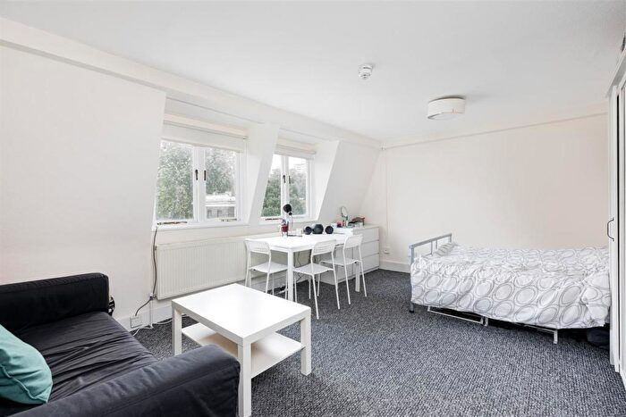 Studio To Rent In Crowndale Road, London, NW1