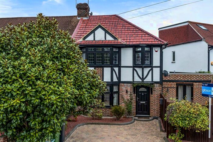 3 Bedroom Semi-Detached House To Rent In Barnfield Avenue, Kingston Upon Thames, KT2