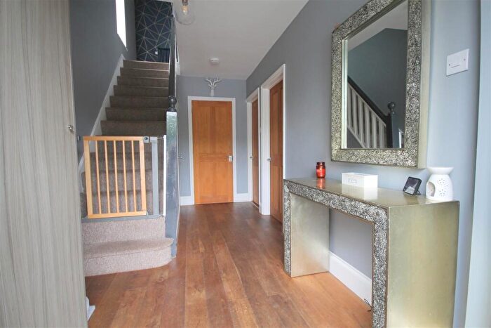 4 Bedroom Detached House For Sale In Stonehill, Bristol, BS15
