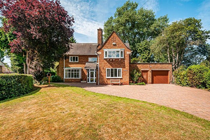 3 Bedroom Detached House For Sale In Bridge Road, Airmyn, Goole, DN14