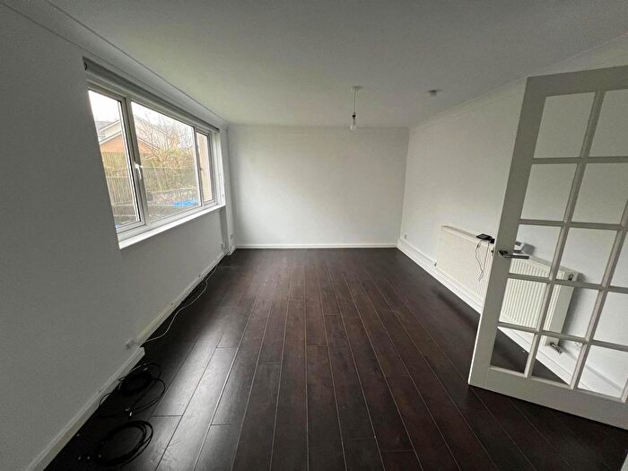 1 Bedroom Flat To Rent In Tannahill Drive, Glasgow, G74