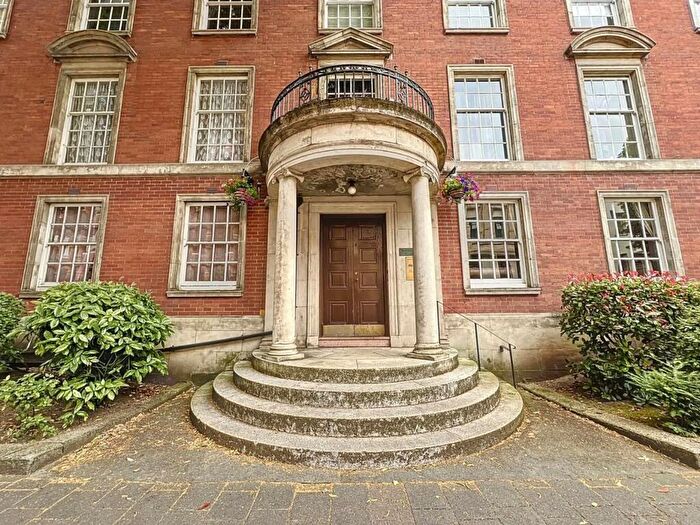 Studio To Rent In Branksome House, Westgate Street, Cathays, Cardiff, CF10