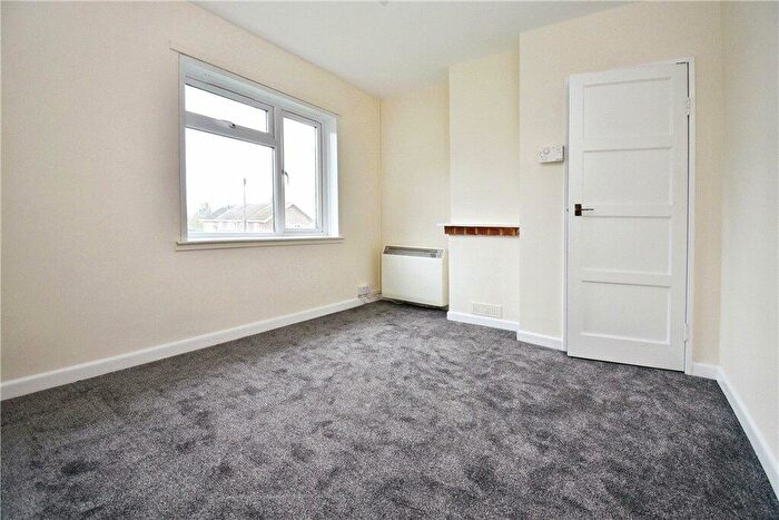 2 Bedroom Semi-Detached Bungalow For Sale In Eldon Close, Kings Somborne, Stockbridge, Hampshire, SO20