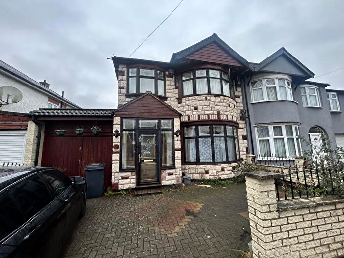 4 Bedroom House To Rent In Evington Road, Leicester, LE2