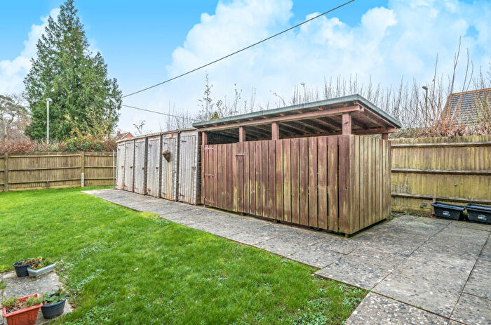 1 Bedroom Flat For Sale In Francis Copse, Colden Common, Winchester, Hampshire, SO21