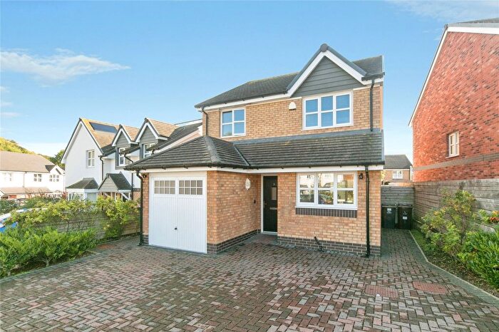 3 Bedroom Detached House For Sale In Llys Wynne, Llandudno Junction, Conwy, LL31