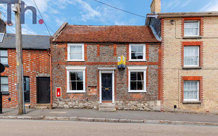 4 Bedroom Terraced House For Sale In Carisbrooke, Isle Of Wight, PO30