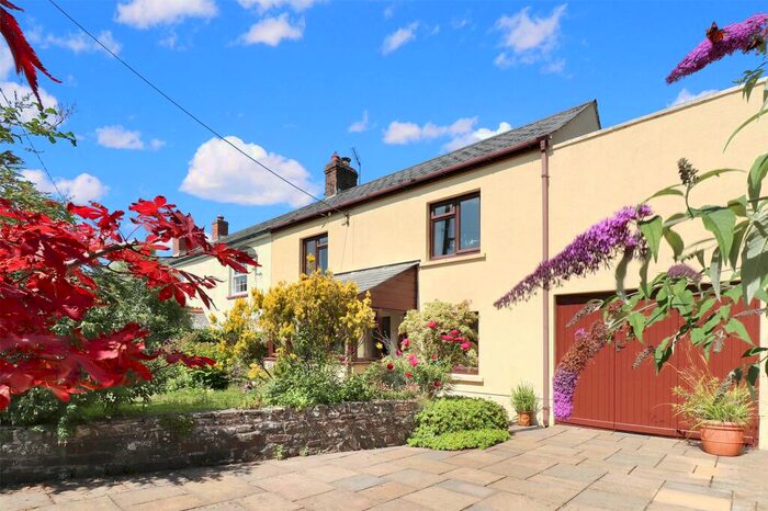 3 Bedroom End Of Terrace House For Sale In Beaford, Winkleigh, Devon, EX19