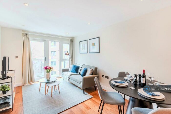 1 Bedroom Flat To Rent In Goswell Road, London, EC1M