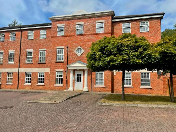 2 Bedroom Flat For Sale In Fusilier Way, Weedon, NN7