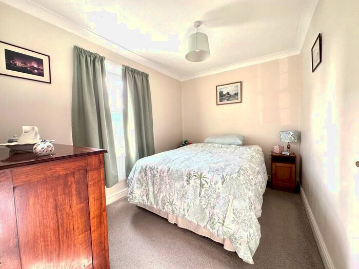 4 Bedroom Detached House For Sale In Tennyson Place, Ely, CB6