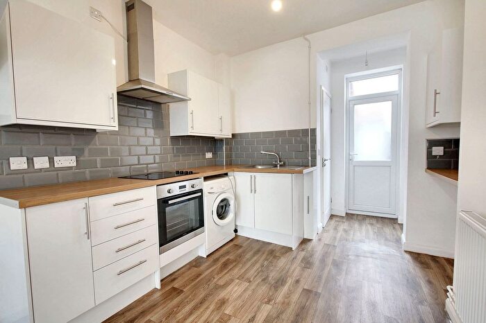 2 Bedroom Property To Rent In Clarendon Park Road, Leicester, LE2