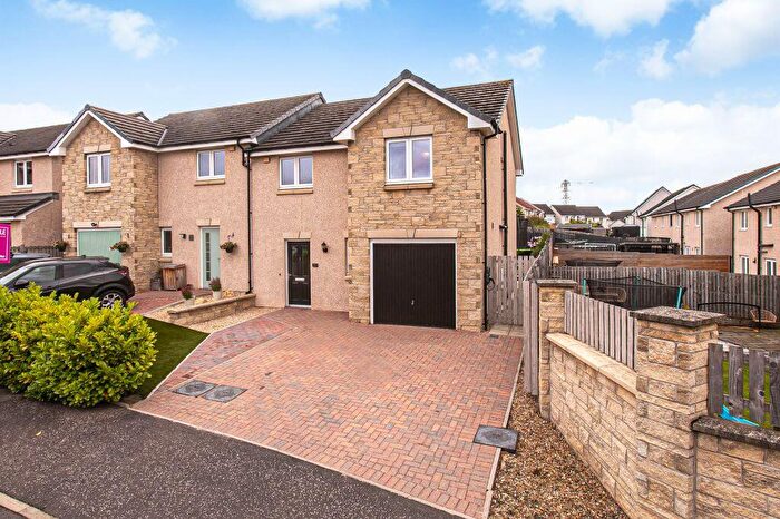 3 Bedroom Semi-Detached House For Sale In Serf Avenue, Dunfermline, KY11
