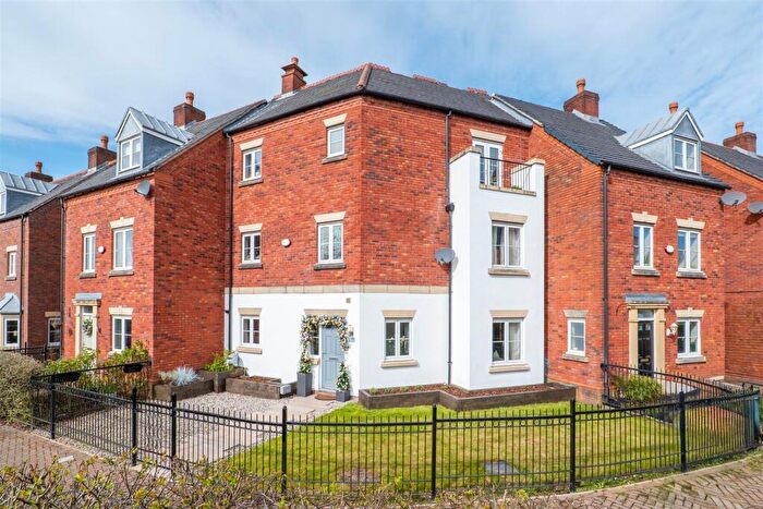 5 Bedroom Town House For Sale In Middleton Road, Fulwood, Preston, PR2