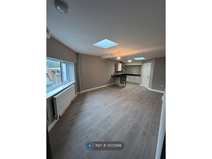 1 Bedroom Flat To Rent In Cyprus House, Leicester, LE2