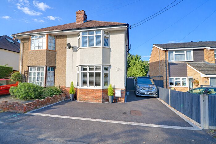 2 Bedroom Semi Detached House For Sale In Waverley Avenue, Netley Abbey, SO31