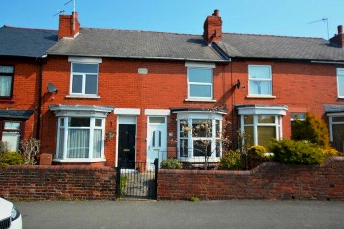 2 Bedroom Property To Rent In Hasland Road, Chesterfield, S41