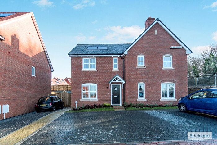 3 Bedroom Semi-Detached House To Rent In Campbell Grove, Stone Cross, BN24