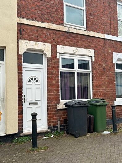 3 Bedroom Semi-Detached House To Rent In Newport Street, Wolverhampton, WV10