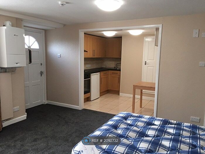 1 Bedroom Studio To Rent In Walsingham Road, Bristol, BS6
