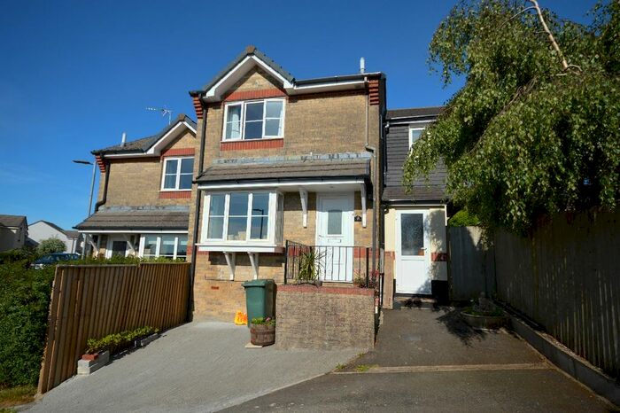 3 Bedroom Semi-Detached House To Rent In Otter Close, Okehampton, EX20