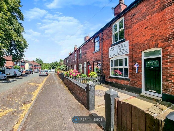 2 Bedroom Terraced House To Rent In Castle Road, Bury, BL9