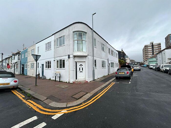 2 Bedroom Semi Detached House To Rent In Shirley Street, Hove, BN3