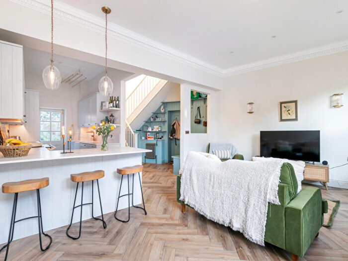 3 Bedroom Terraced House For Sale In Phoenix Court, Kingsclere, RG20