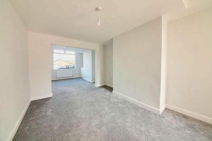 4 Bedroom Property To Rent In Liverpool Road, Widnes, WA8