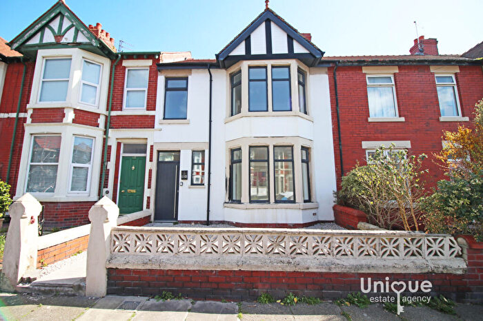3 Bedroom Terraced House For Sale In Carr Road, Fleetwood, Lancashire, FY7
