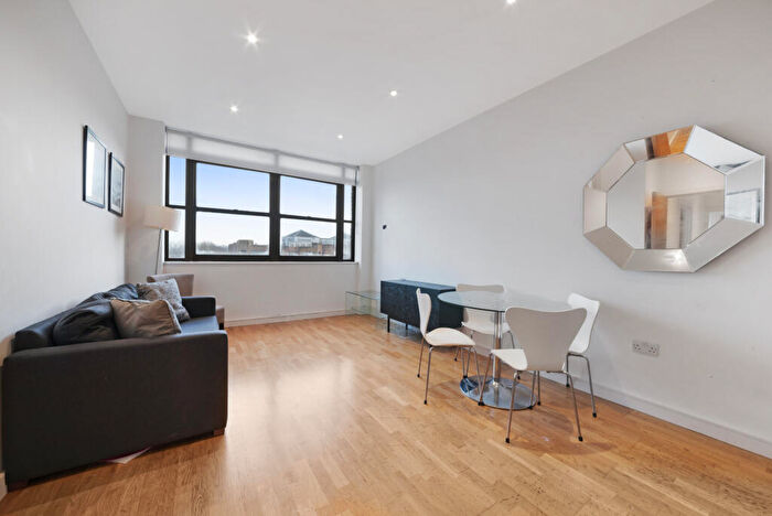 2 Bedroom Apartment To Rent In Scimitar House, Eastern Road, Romford, Essex, RM1