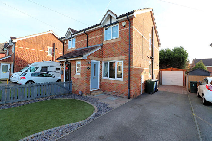 2 Bedroom Semi Detached House For Sale In Bretton View, Cudworth Barnsley, S72