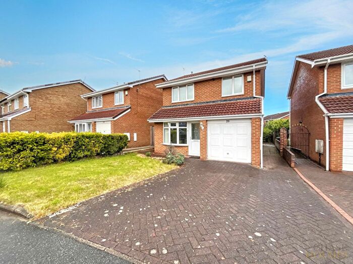 3 Bedroom Detached House For Sale In Dykelands Way, South Shields, NE34