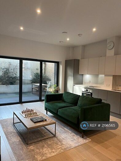 1 Bedroom Flat To Rent In Stamford Road, London, N1