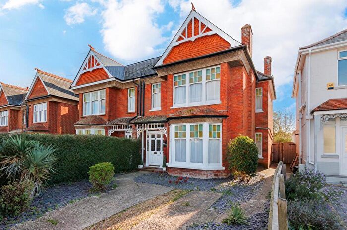 4 Bedroom Semi-Detached House For Sale In Edwardian Home, Park Road, Cowes, PO31
