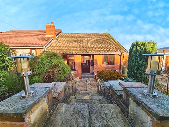 3 Bedroom Bungalow To Rent In Oak Tree Crescent, Stalybridge, Greater Manchester, SK15