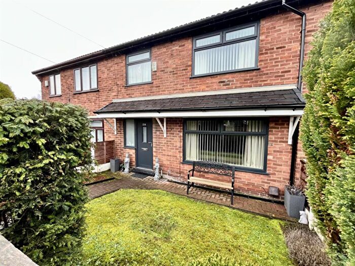 3 Bedroom Terraced House For Sale In Ashbourne Drive, Ashton-Under-Lyne, OL6