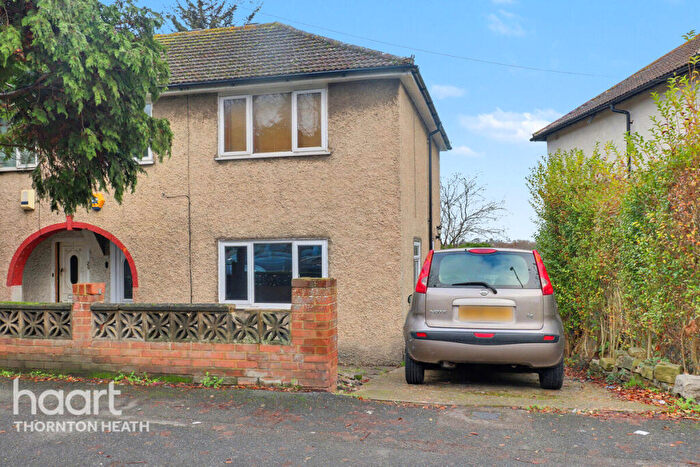 3 Bedroom End Of Terrace House For Sale In Green Lane, Thornton Heath, CR7