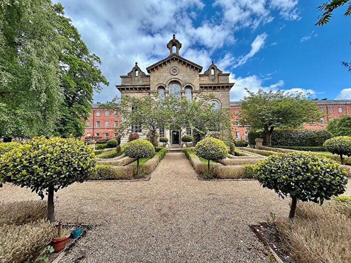 1 Bedroom Flat For Sale In Houseman Crescent, Didsbury Gate, M20
