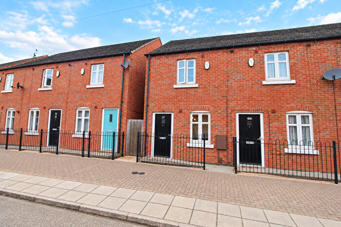 2 Bedroom End Of Terrace House For Sale In Percy Road, Aylestone, Leicester, LE2