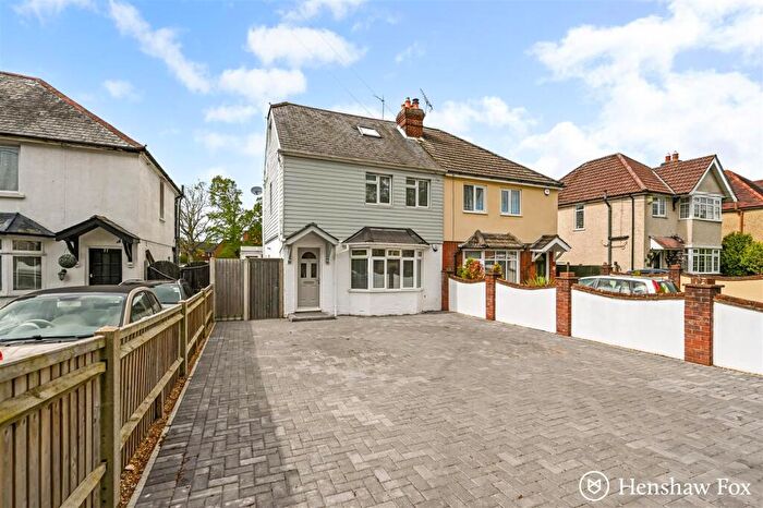 4 Bedroom Semi-Detached House For Sale In Rownhams Road, North Baddesley, Hampshire, SO52