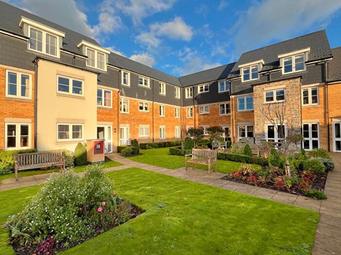 2 Bedroom Flat For Sale In De Clare Lodge, Westgate, Cowbridge, The Vale Of Glamorgan, CF71