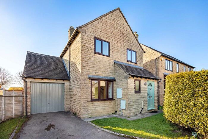 3 Bedroom Detached House For Sale In Greys Close, Bussage, Stroud, GL6