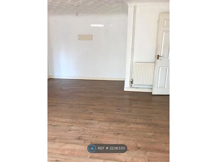 2 Bedroom Terraced House To Rent In Houghton, St Ives, PE27