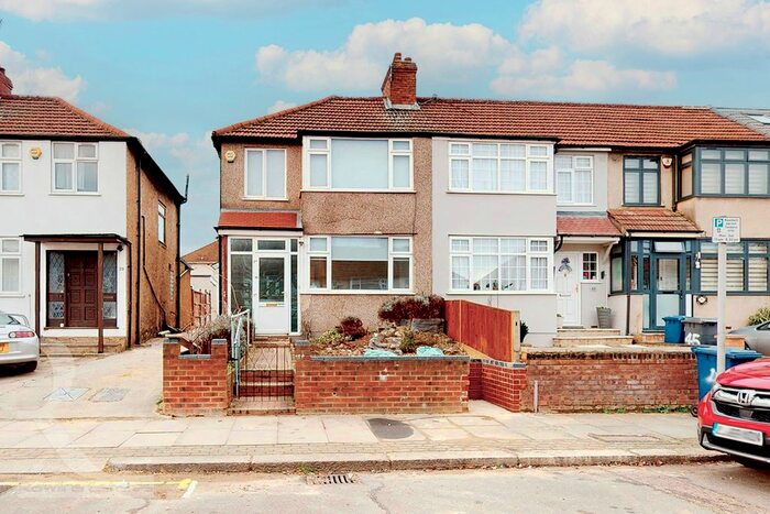 1 Bedroom Flat To Rent In Brent Park Road, London, NW4