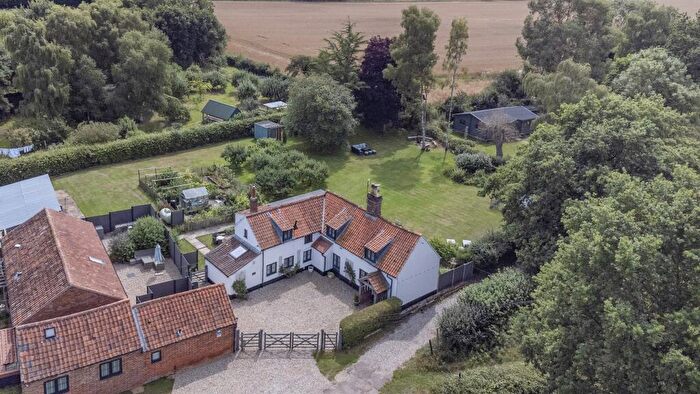 7 Bedroom Detached House For Sale In Fakenham Road, Stibbard, Fakenham, NR21