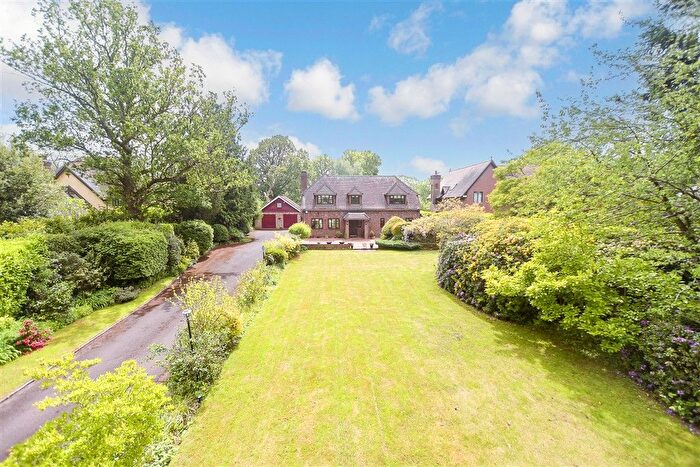 3 Bedroom Detached House For Sale In Colestock Road, Cowden, Kent, TN8