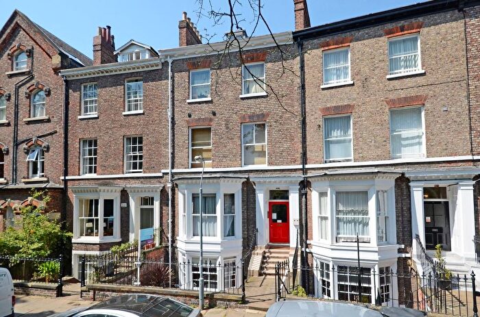 1 Bedroom Flat To Rent In Bootham Terrace, York, North Yorkshire, YO30