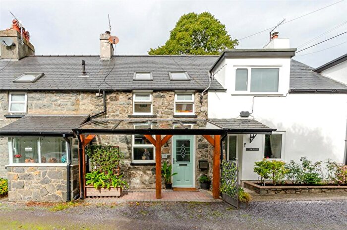 2 Bedroom Terraced House For Sale In Nebo Road, Llanrwst, Conwy, LL26